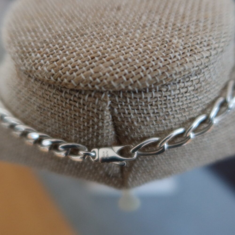 Authentic GUCCI curb chain & Gucci tag sterling silver necklace stamped $800+ - Picture 11 of 16